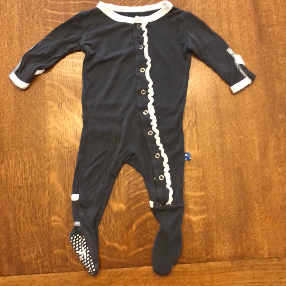 Kickee Pants snap footie